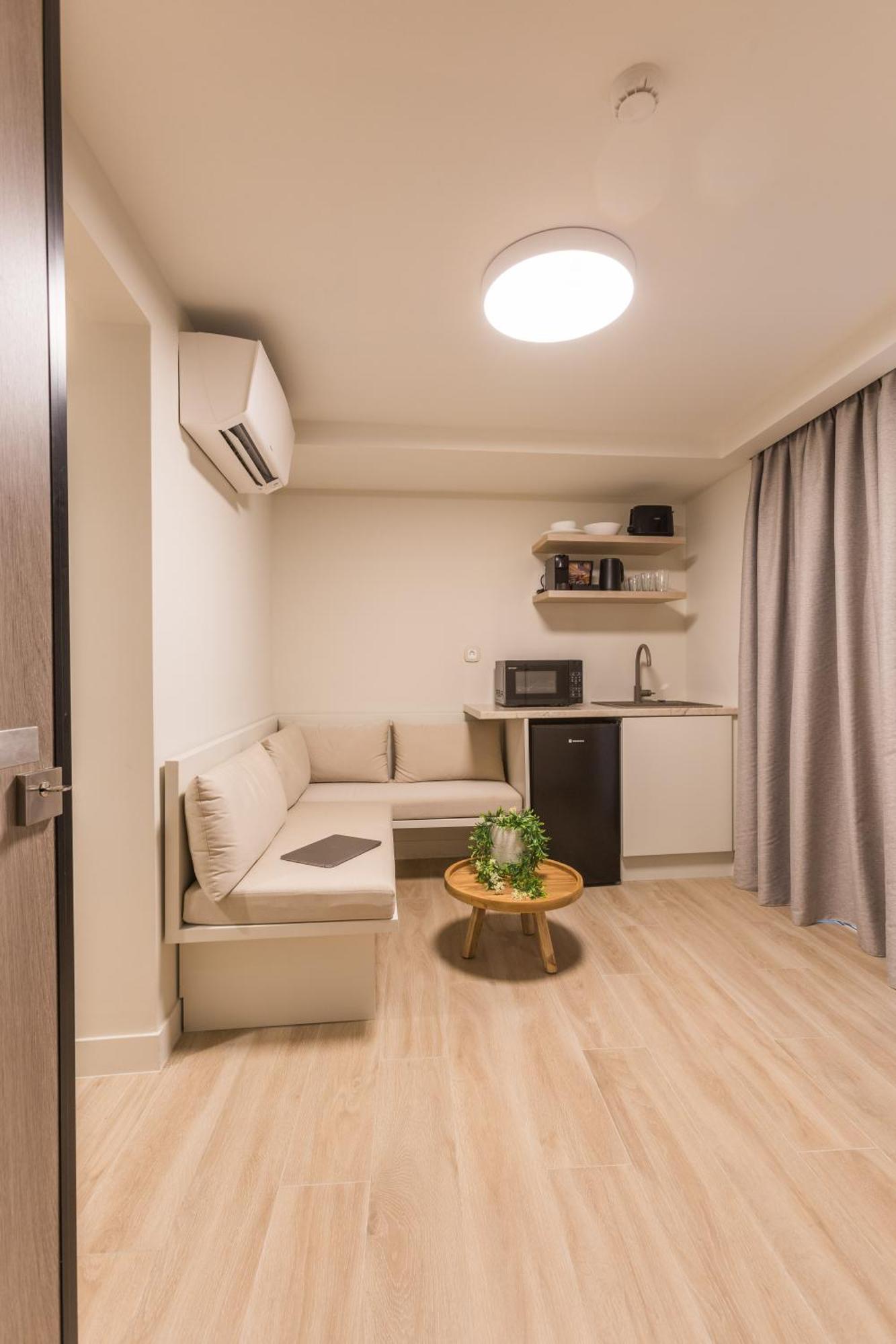 The Mediterranean Suites Piraeus Exterior photo