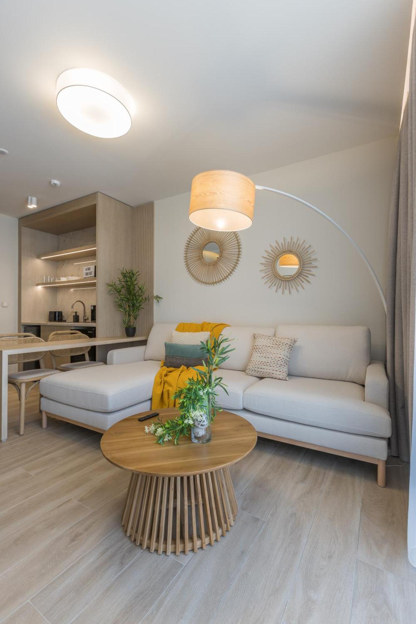 The Mediterranean Suites Piraeus Exterior photo