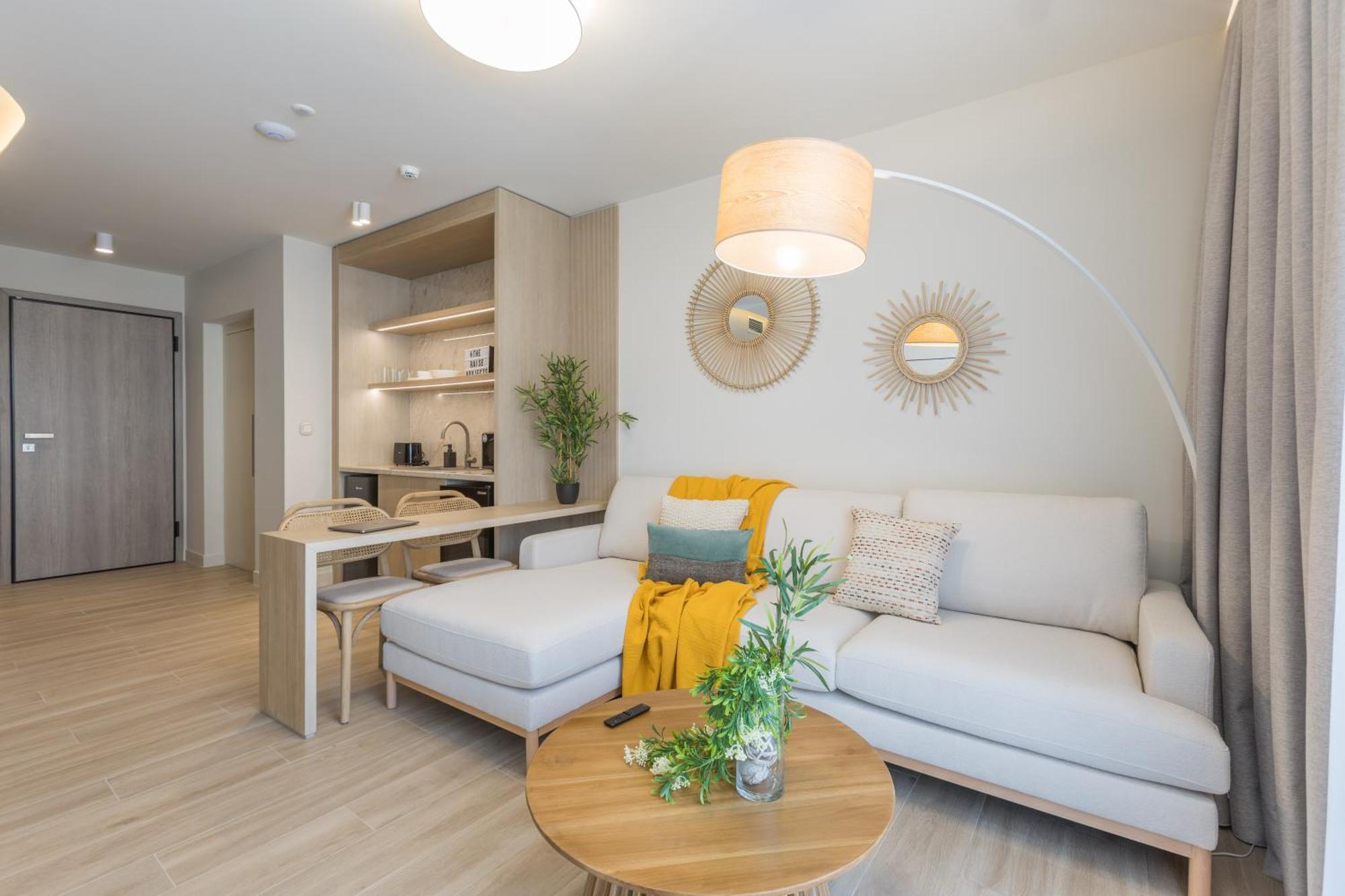 The Mediterranean Suites Piraeus Exterior photo